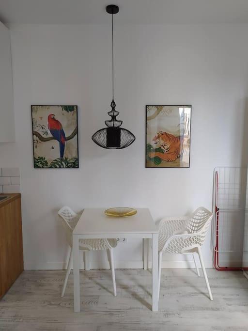 Loft En Centro De Madrid Apartment Bagian luar foto
